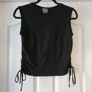 Olivia Rae Top Black Sleeveless Ruched Sides Crew Cropped Medium